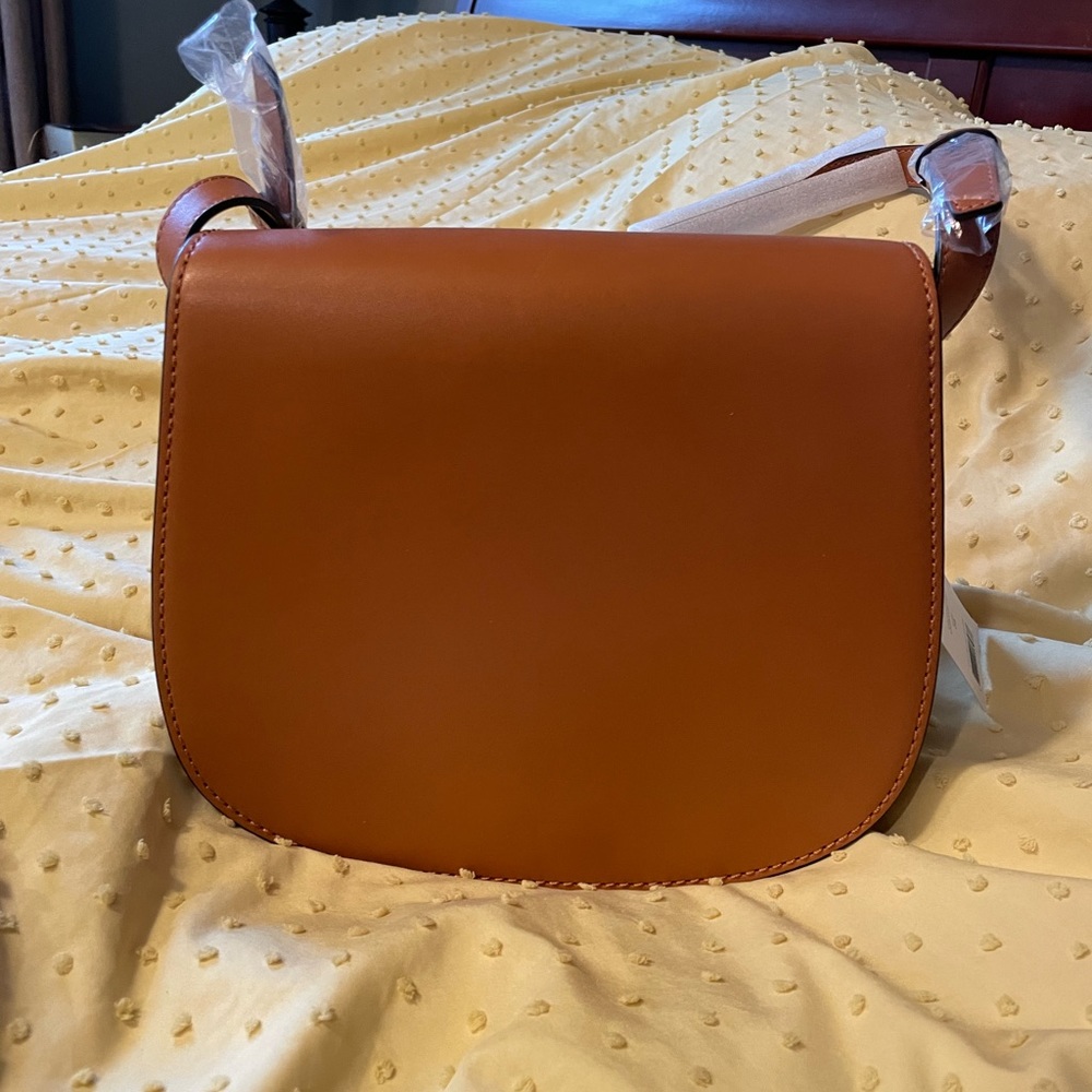 TORY BURCH